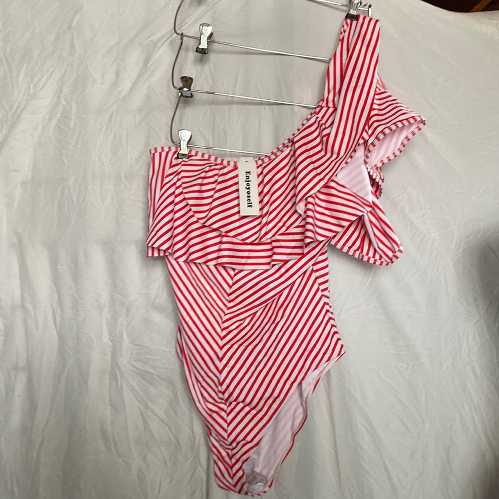 Enjoyoself swimsuit. Adorable one shoulder red and white size 2XL